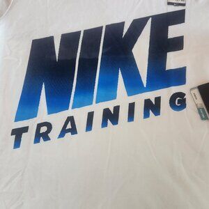 Nike tee